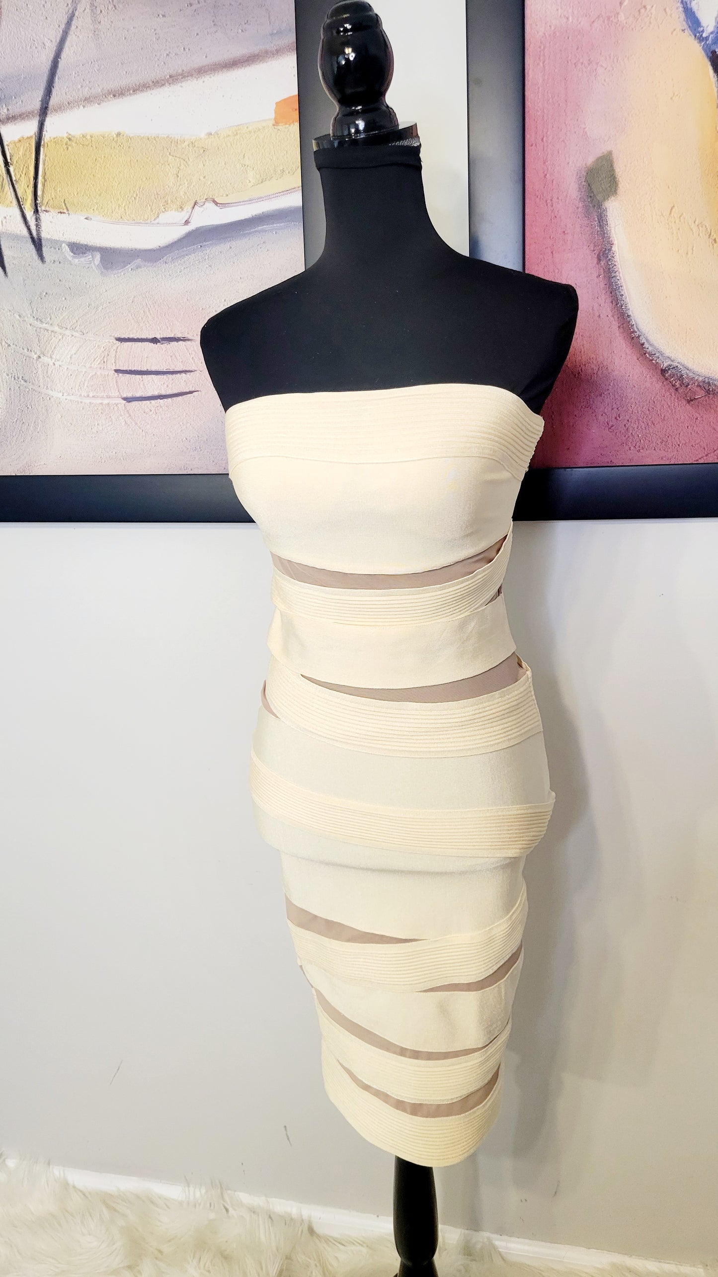 SIZE M FASHIONNOVA DRESS NWT CREAM STRAPS