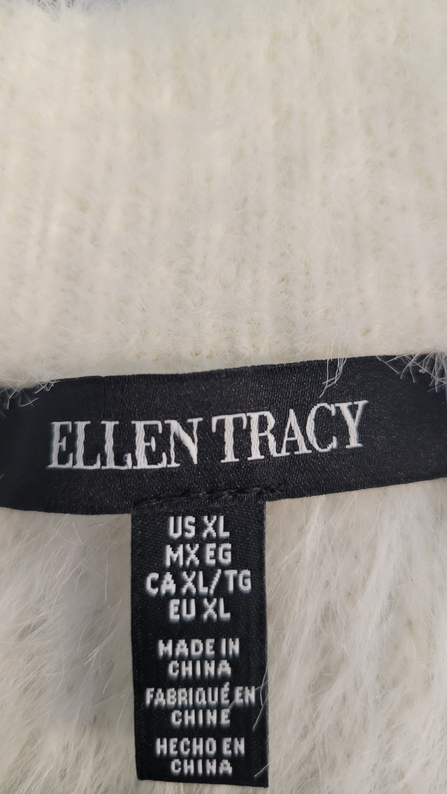 9.28.2024 SIZE XL ELLEN TRACY Sweater VEST