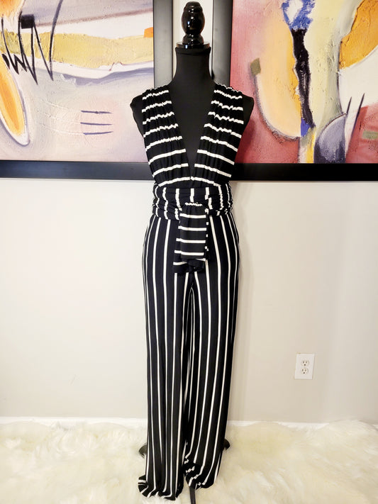 2.20.2023 SIZE S VICI JUMPSUIT NWOT
